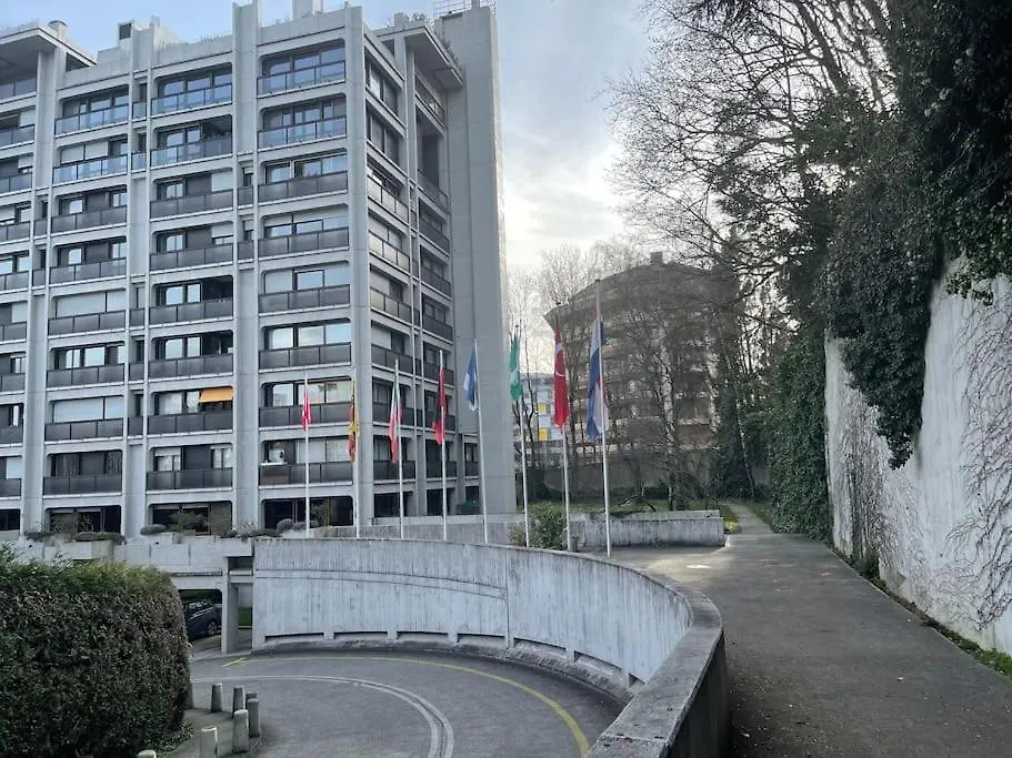 Perle Rare Nations Apartment Geneva Switzerland